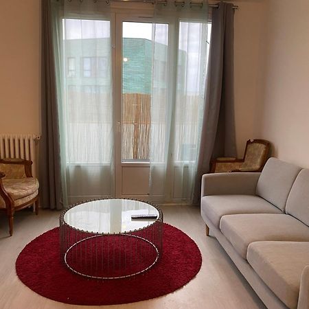Appartement De 3 Chambres Ris-Orangis Eksteriør billede