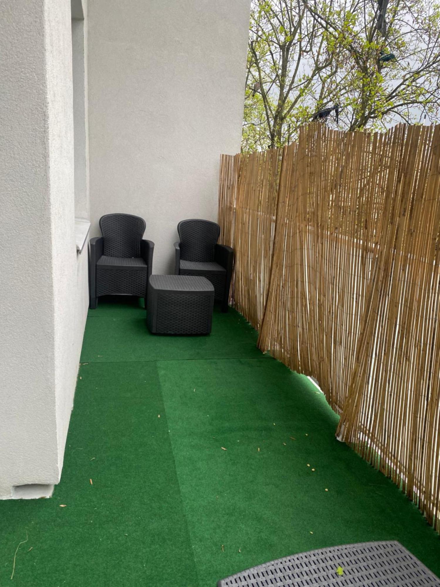 Appartement De 3 Chambres Ris-Orangis Eksteriør billede